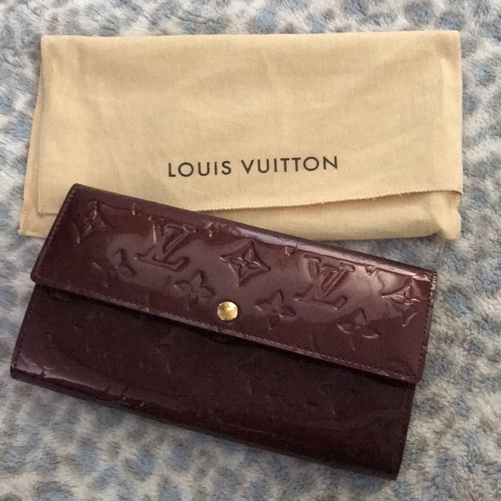 ⛔️SOLD⛔️Vernis LV Wallet